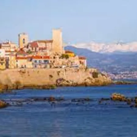 شقة Nice Apartment With Terrace In Antibes